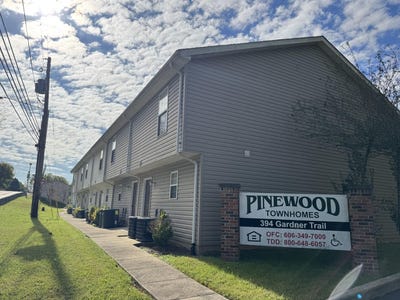 /international/us/615-gardner-trail-salyersville-ky-110102818355/