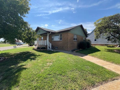 /international/us/714-e-south-st-beloit-ks-110101908738/