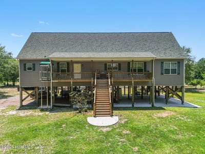 /international/us/364-murray-turner-farm-road-burgaw-nc-110101425819/