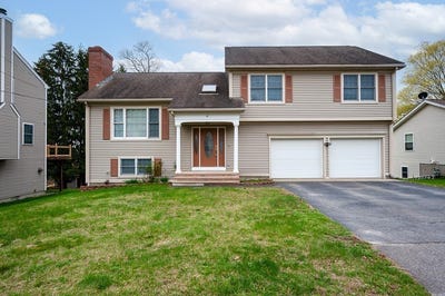 /international/us/14-belcourt-rd-worcester-ma-110107546941/