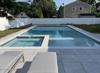 /international/us/135-ampere-avenue-oakhurst-nj-110108984765/