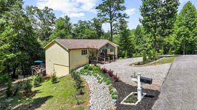 /international/us/240-upper-fox-trail-blairsville-ga-110100916641/