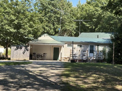 /international/us/7502-tolliver-street-mears-mi-110102074623/