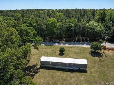 /international/us/30055-highway-49-chase-city-va-110107858388/