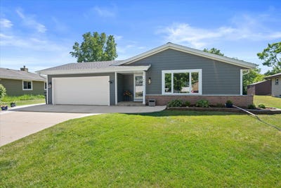 /international/us/4219-w-pebble-beach-ct-franklin-wi-110108571427/