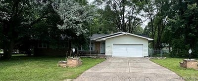 /international/us/4279-beechwood-avenue-burton-mi-110105310429/