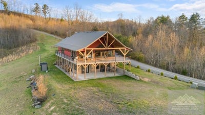 /international/us/377-imperial-drive-princeton-wv-110107437434/