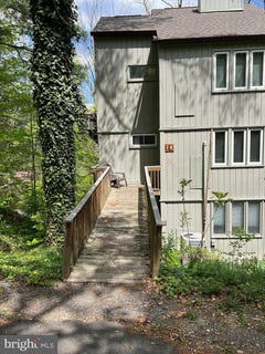 /international/us/361-the-hill-basye-va-110107877431/