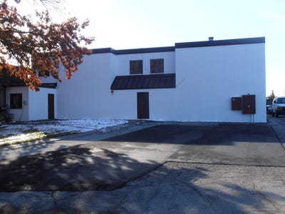 /international/us/2550-industrial-drive-highland-in-110105796327/