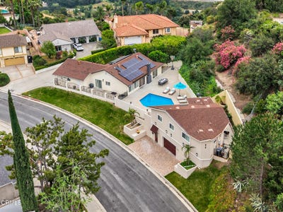/international/us/9325-la-shell-drive-tujunga-ca-110107547598/