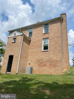 /international/us/14-park-avenue-mount-airy-md-110101305419/
