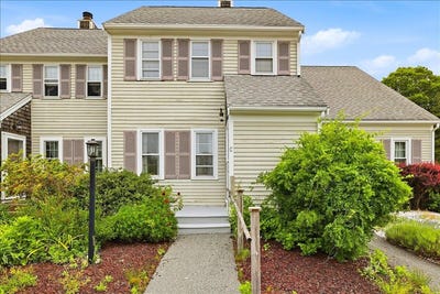 /international/us/18-woodview-drive-falmouth-ma-110108890610/