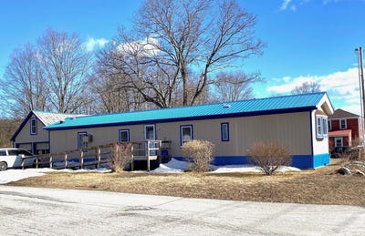 /international/us/184-south-street-springfield-vt-110106695381/