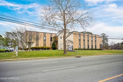 /international/us/317-brick-boulevard-brick-nj-110105323867/