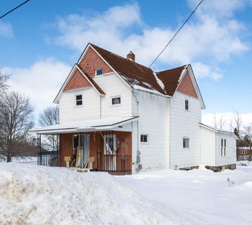 /international/us/1238-court-street-cheboygan-mi-110105522446/