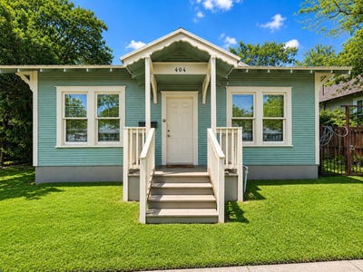 /international/us/404-w-43rd-st-austin-tx-110108199136/