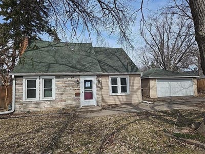 /international/us/729-brisbin-street-anoka-mn-110107546315/
