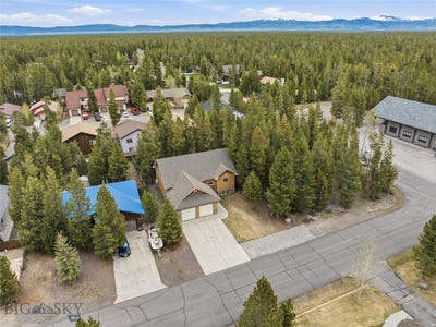 /international/us/305-lewis-avenue-west-yellowstone-mt-110107002352/