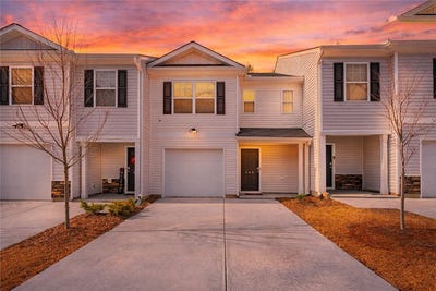 /international/us/404-oakmont-valley-trail-seneca-sc-110105750252/