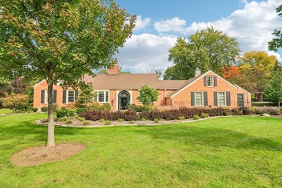 /international/us/458-pinewoods-drive-north-barrington-il-110120513904/