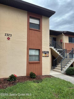 /international/us/2323-golf-lake-circle-melbourne-fl-110108411637/