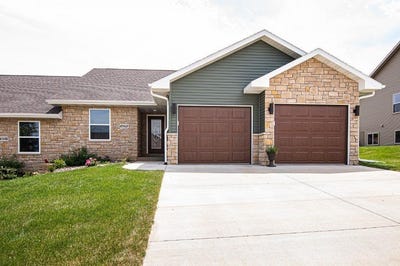 /international/us/6042-seven-springs-drive-asbury-ia-110108009513/