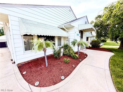 /international/us/32125-densmore-road-willowick-oh-110108640098/