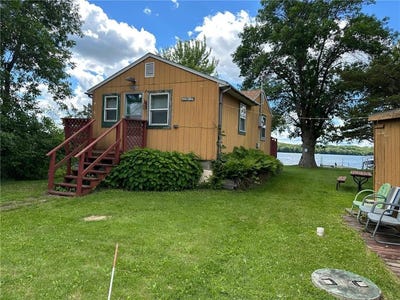 /international/us/20709-edgewater-road-munson-twp-mn-110108957860/