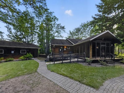/international/us/5237-twilite-ln-eagle-river-wi-110109040052/