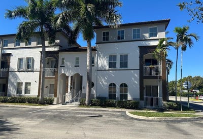 /international/us/4331-sw-160th-ave-miramar-fl-110110351333/