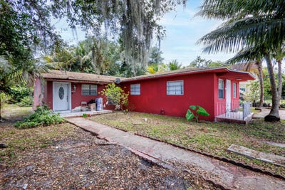 /international/us/426-ne-166th-street-north-miami-beach-fl-110107457365/