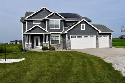 /international/us/11838-s23-highway-indianola-ia-110100206639/