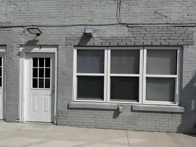 /international/us/138-fulton-street-e-grand-rapids-mi-110107658415/