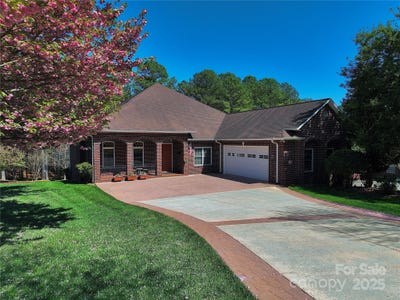 /international/us/5342-beacon-ridge-drive-granite-falls-nc-110099334266/