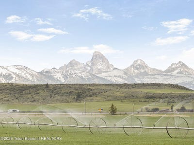 /international/us/n-3500-w-tetonia-id-110108638021/