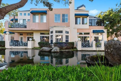 /international/us/810-lakeshore-dr-redwood-city-ca-110108128287/