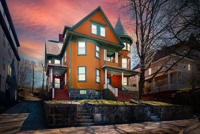 /international/us/588-590-cambridge-st-boston-ma-110107631015/