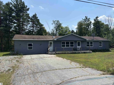 /international/us/1099-meadow-road-tawas-city-mi-110100447881/?lang=en
