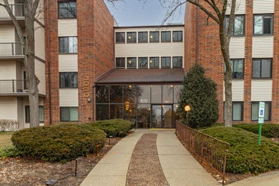 /international/us/northbrook-il-110108294929/
