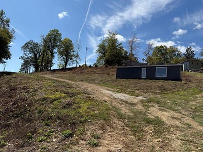 /international/us/9-fort-bishop-rd-louisa-ky-110106844244/