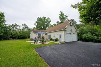 /international/us/1363-losson-road-depew-ny-110100620031/