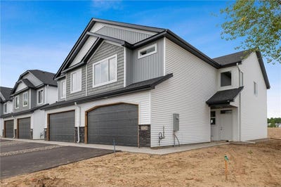 /international/us/2100-cleveland-lane-s-cambridge-mn-110103498555/
