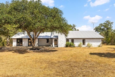 /international/us/196-willy-rd-bastrop-tx-110110048355/