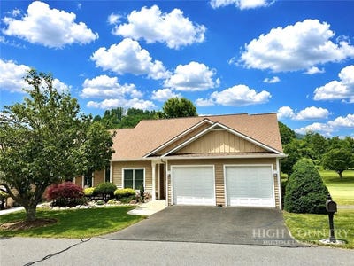 /international/us/114-e-meadow-drive-jefferson-nc-110108987597/