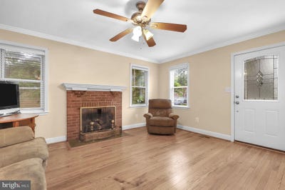/international/us/519-lee-place-frederick-md-110100306525/?lang=en