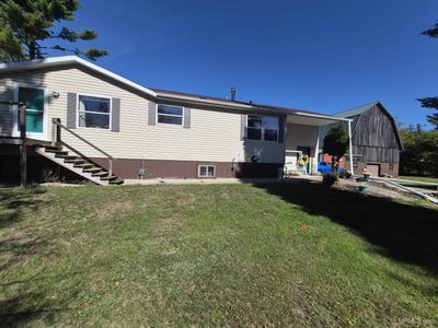 /international/us/w4570-g-12-road-stephenson-mi-110120091893/