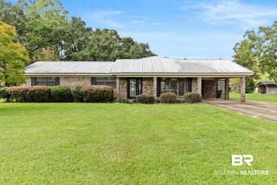 /international/us/1303-bradley-avenue-bay-minette-al-110110187680/