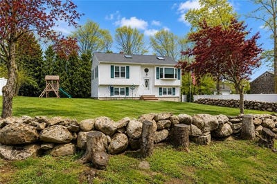 /international/us/221-canal-street-westerly-ri-110107892501/