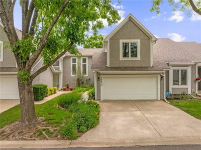 /international/us/5807-park-circle-shawnee-ks-110108342836/
