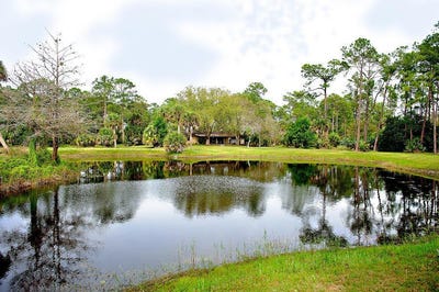 /international/us/2833-f-road-loxahatchee-groves-fl-110120135662/